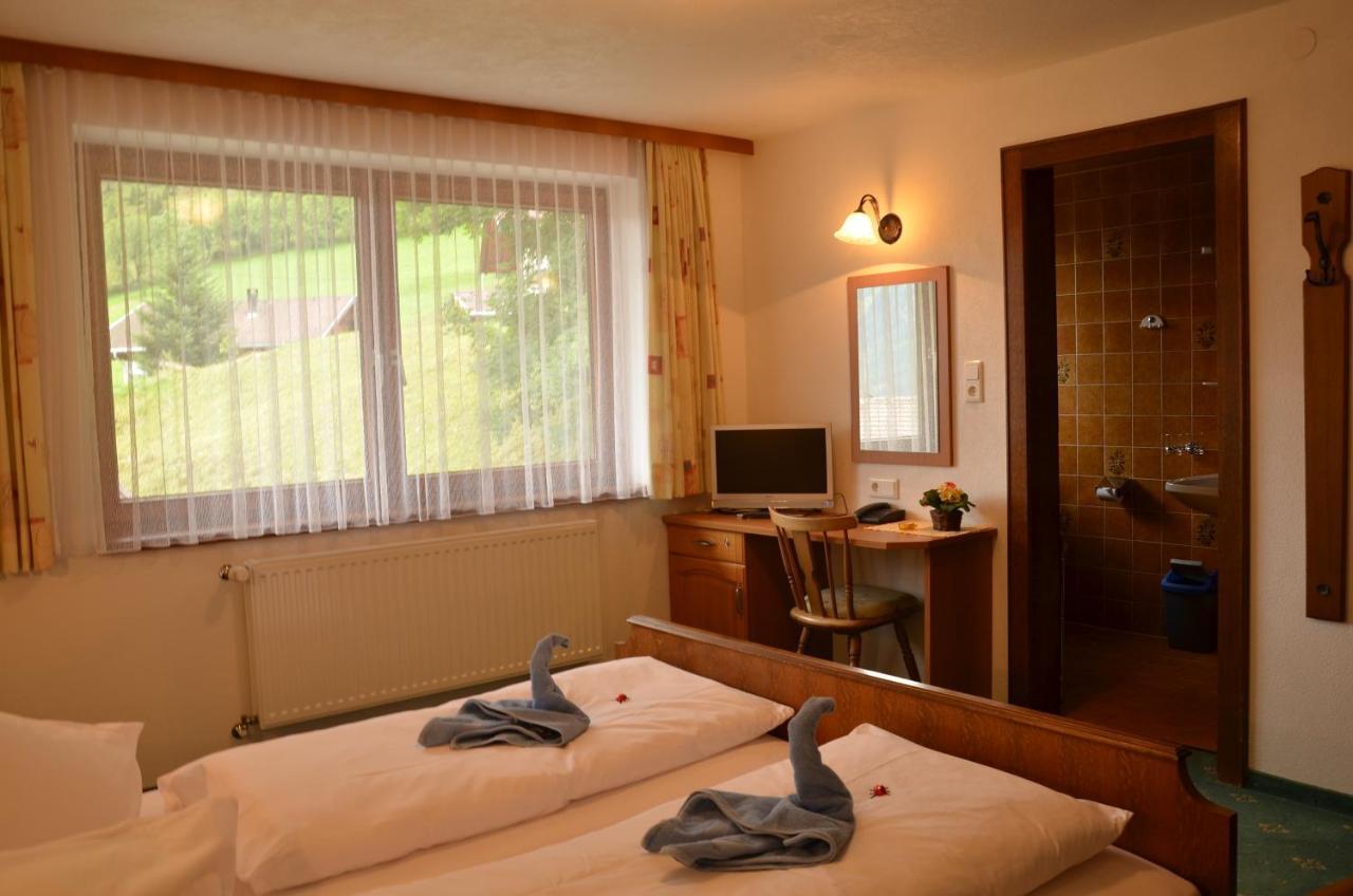 Gasthof "Zur Gemuetlichkeit" Bschlabs ภายนอก รูปภาพ