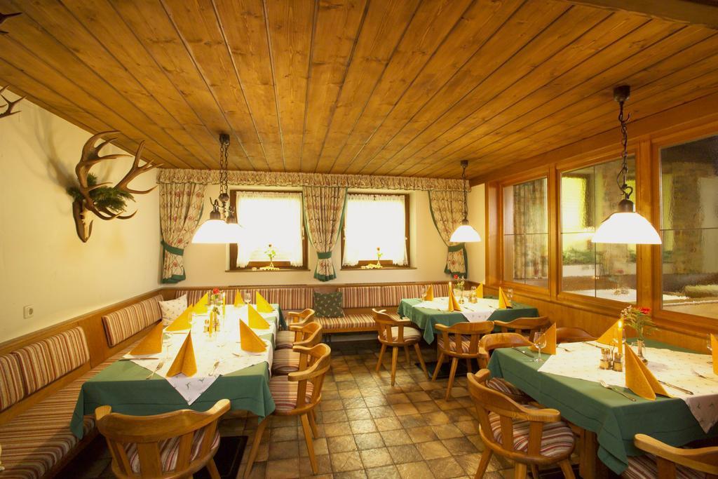 Gasthof "Zur Gemuetlichkeit" Bschlabs ภายนอก รูปภาพ