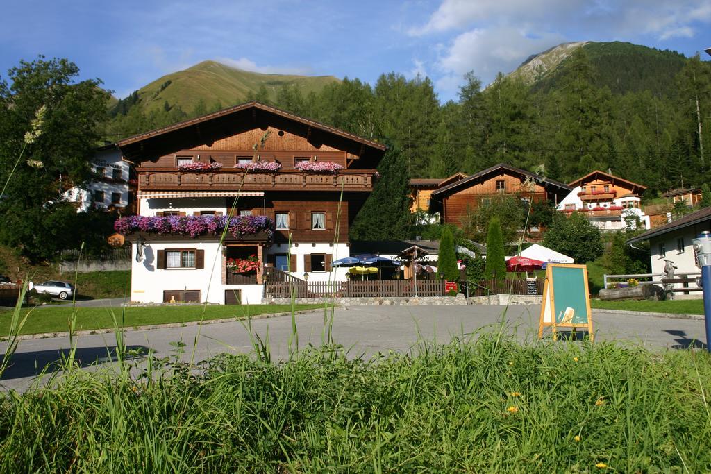 Gasthof "Zur Gemuetlichkeit" Bschlabs ภายนอก รูปภาพ